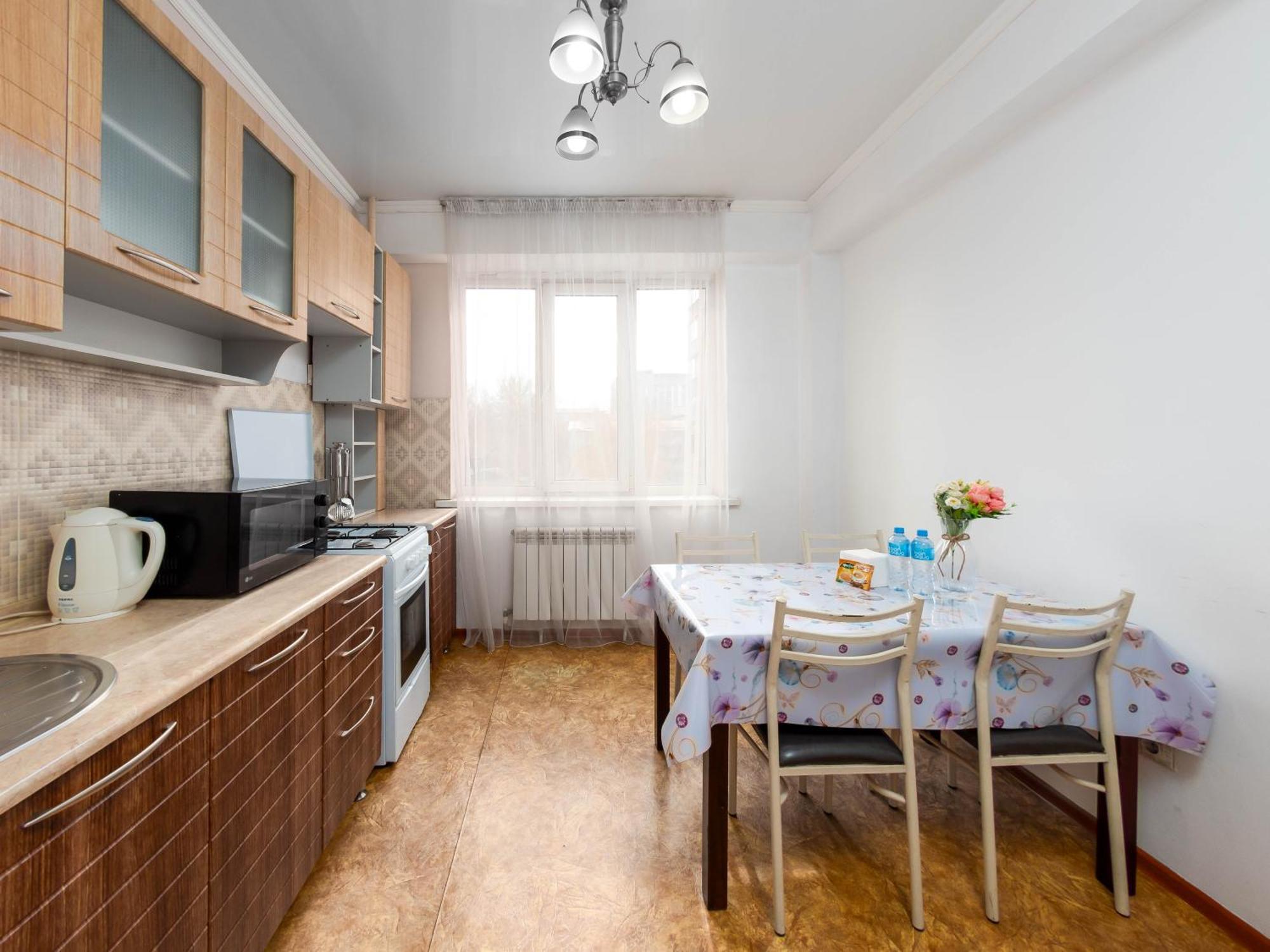 Apartment Оn Makatayeva 5 B Almatý Exterior foto